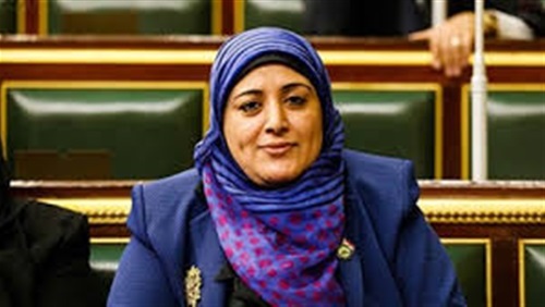 النائبة ثريا الشيخ النائبة ثريا الشيخ