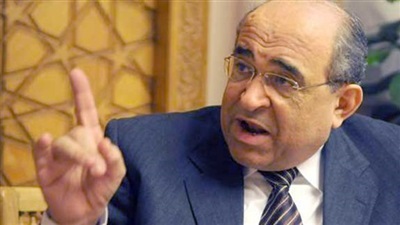 مصطفي الفقي