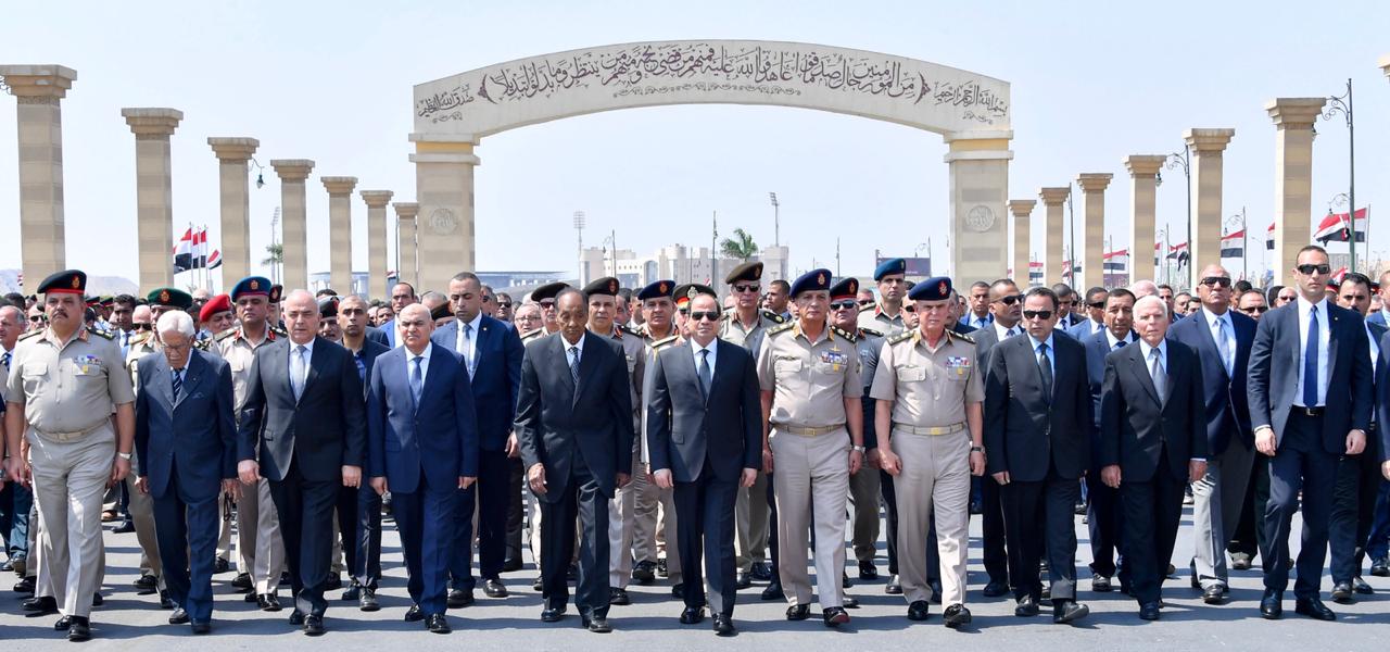الرئيس عبد الفتاح السيسي الرئيس عبد الفتاح السيسي