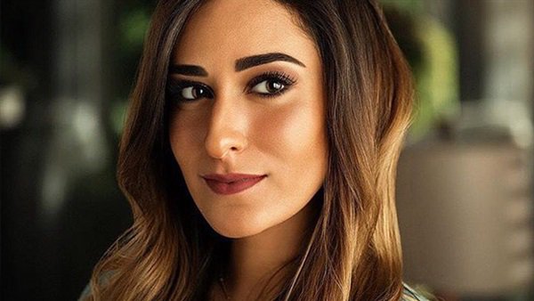 امنية خليل امنية خليل