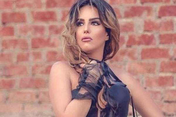 دنيا عبد العزيز دنيا عبد العزيز