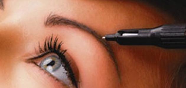 حكم تاتو الحواجب للمرأة