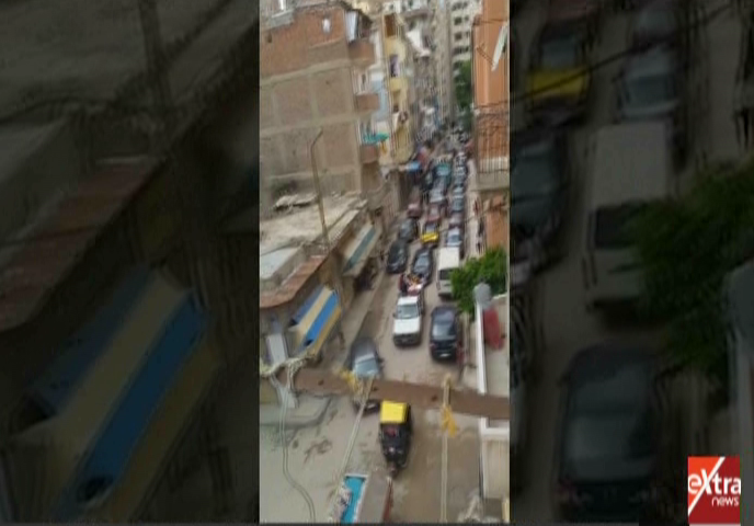 خرج يحول زفة إلى تظاهرة لإثبات احتراف الإخوان الفبركة 