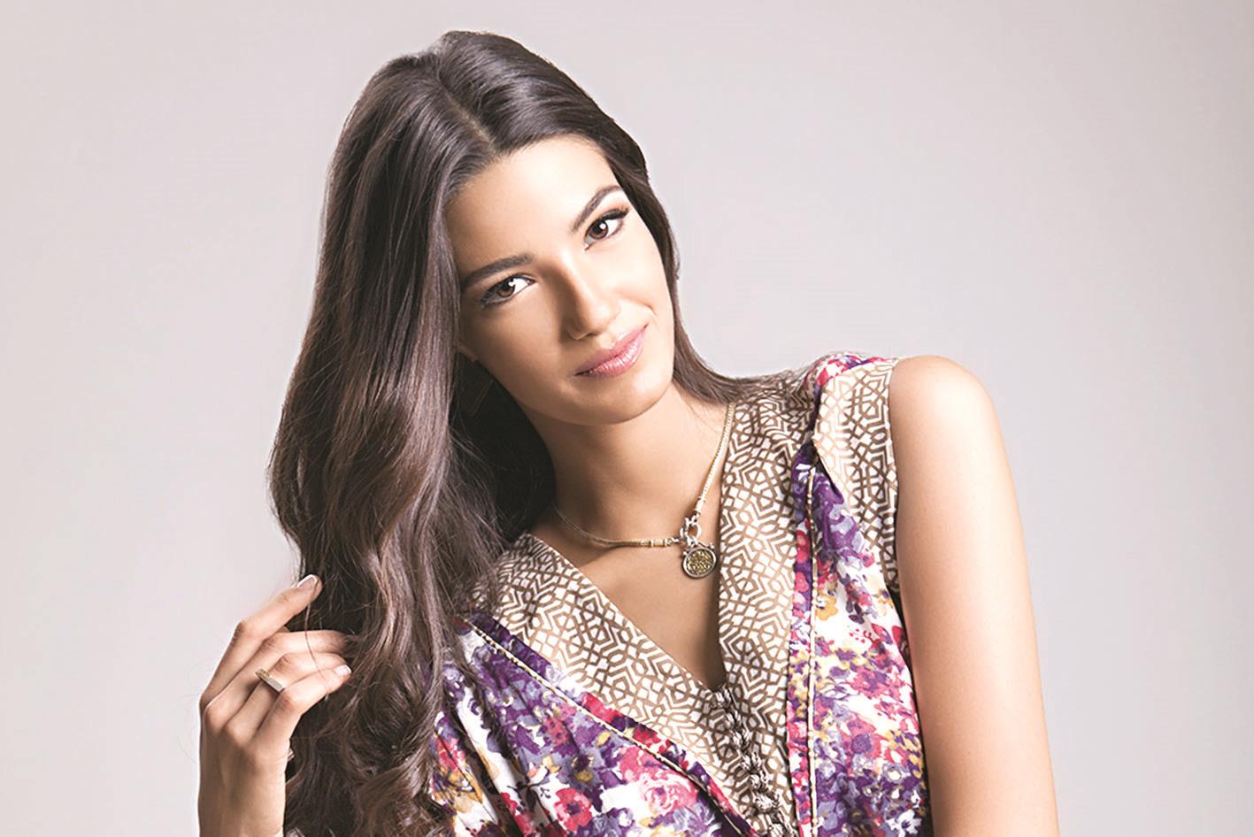تارا عماد