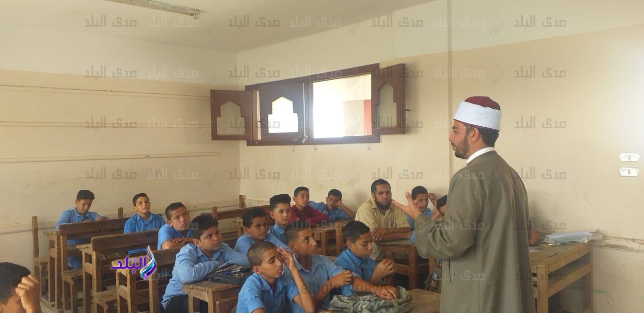 وعاظ وواعظات الأزهر ينتشرون في المدارس والمعاهد وعاظ وواعظات الأزهر ينتشرون في المدارس والمعاهد