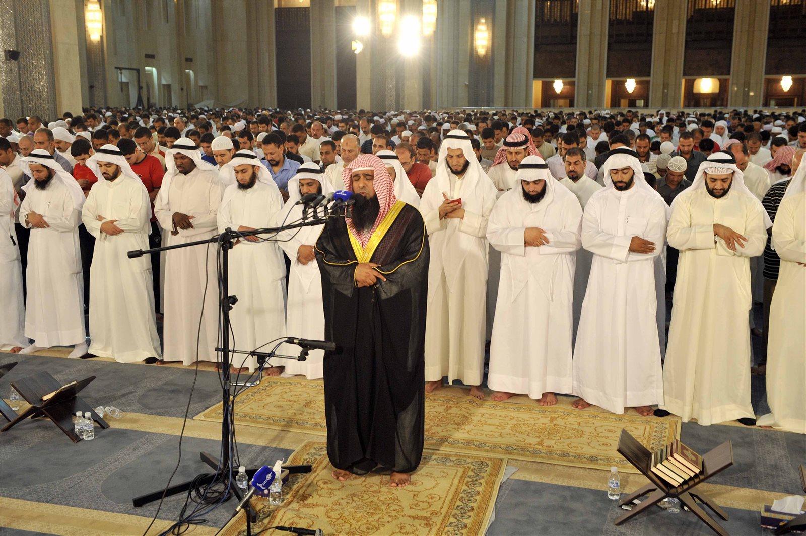 صلاة الجماعة صلاة الجماعة