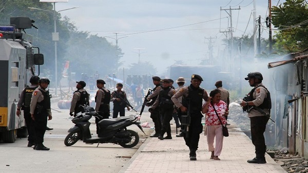 مصرع 16 شخصا في مواجهات بإقليم بابوا في أندونيسيا مصرع 16 شخصا في مواجهات بإقليم بابوا في أندونيسيا