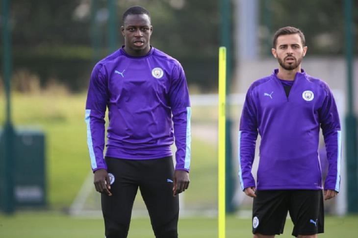 البرتغالي بيرناردو سيلفا وزميله الفرنسي بنيامين ميندي