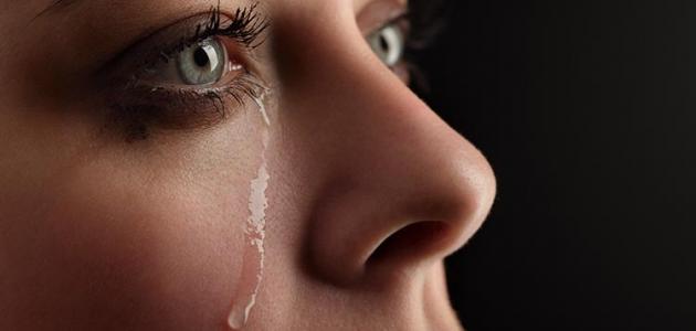 للسيطرة على الدموع .. 8 طرق لمنع البكاء