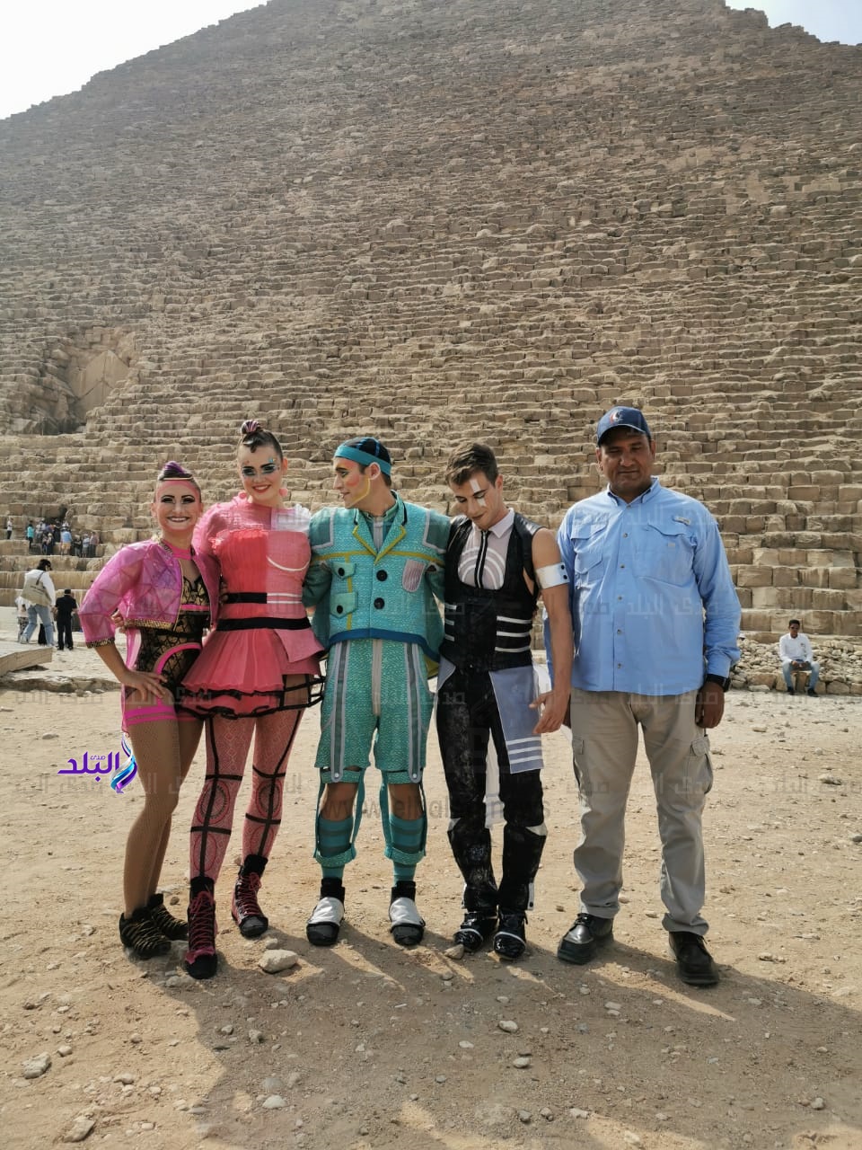 فرقة سيرك دو سولاي العالمية في أهرامات الجيزة