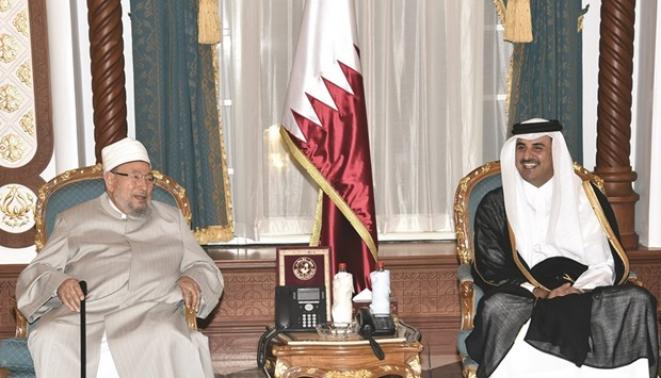 أمير قطر - يوسف القرضاوي