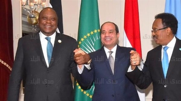السيسي يشارك في قمة ثلاثية مع الصومال وكينيا