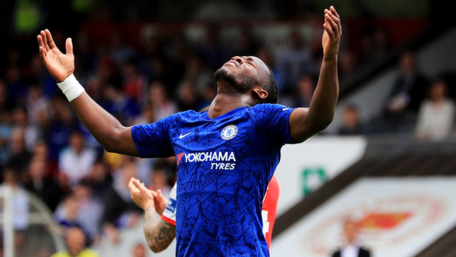 ميشي باتشواي لاعب تشيلسي