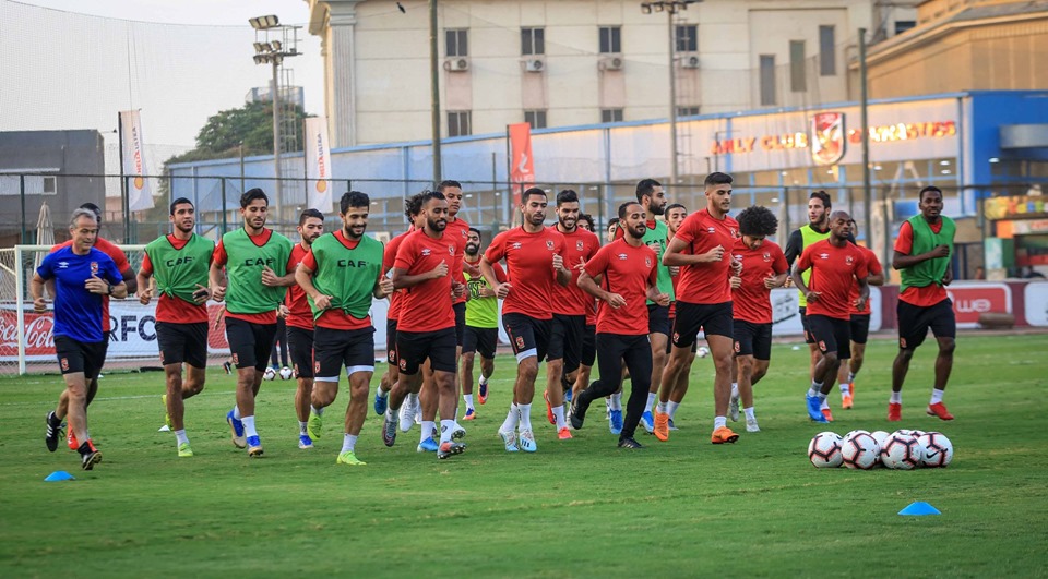 الفريق الأول لكرة القدم بالنادي الأهلي