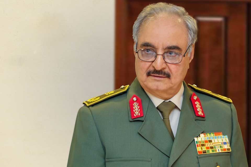 قائد الجيش الوطني الليبي المشير خليفة حفتر قائد الجيش الوطني الليبي المشير خليفة حفتر