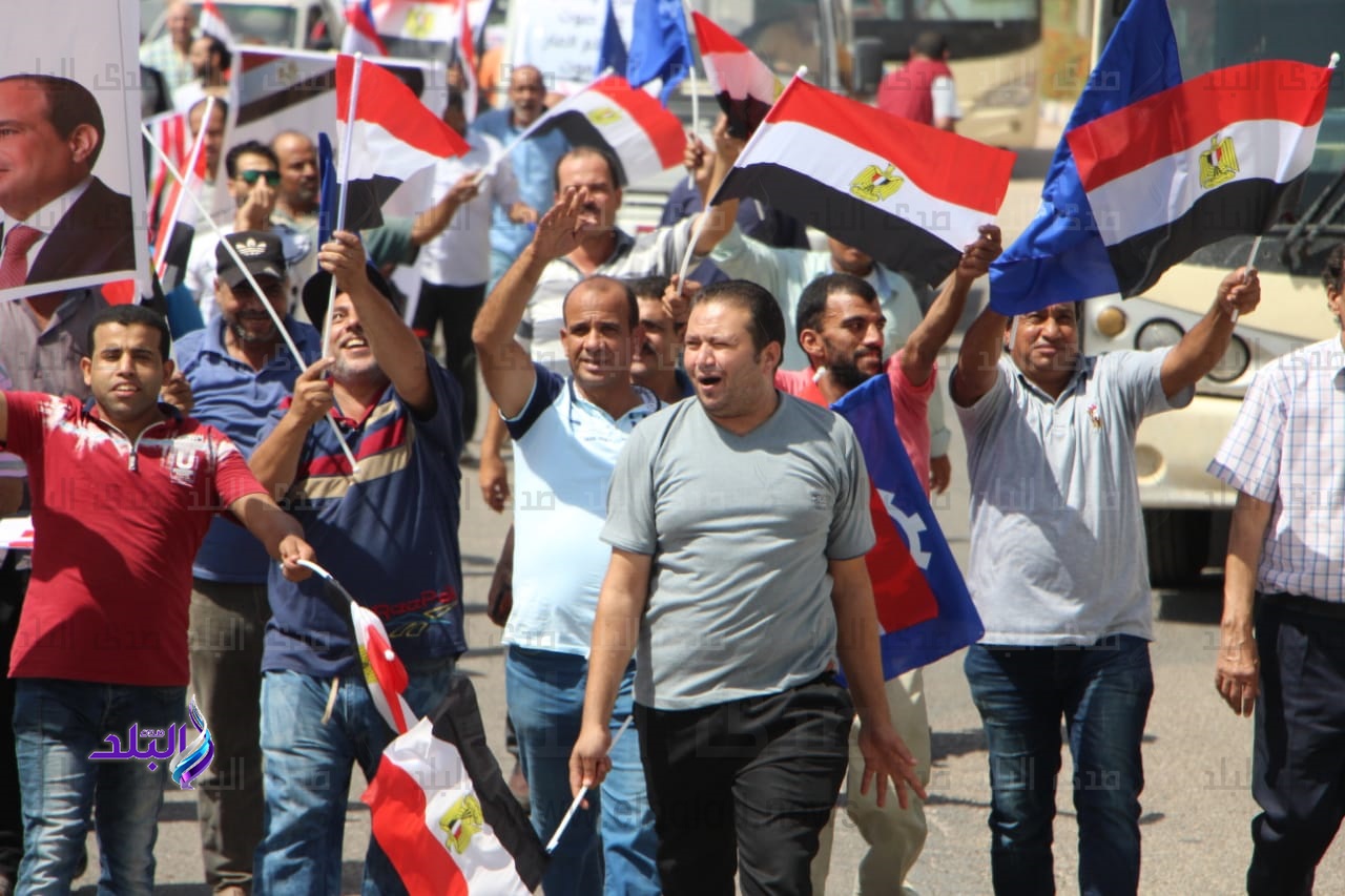 عمال كليوباترا بالسويس