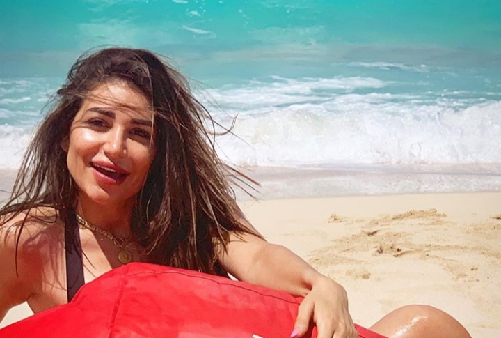 سارة نخلة سارة نخلة