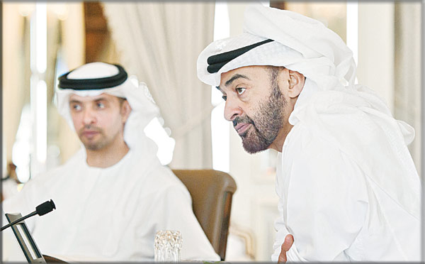 محمد بن زايد واخيه هزاع بن زايد محمد بن زايد واخيه هزاع بن زايد