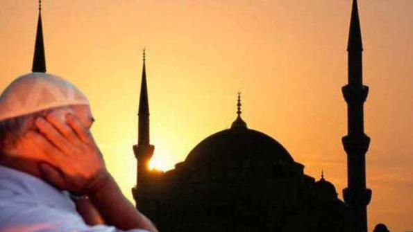 دار الإفتاء تحذر من أمر يفعله بعض المؤذنين: يجوز في حالة واح