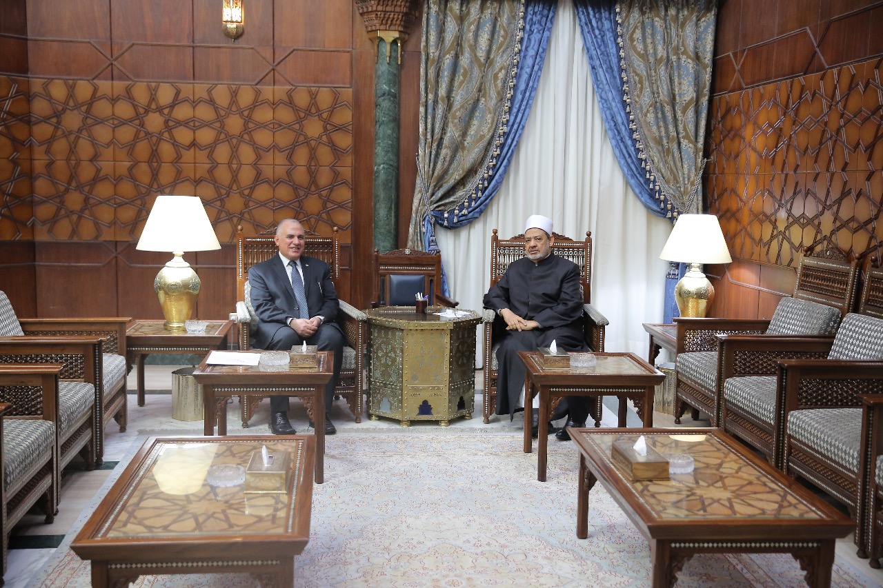 شيخ الأزهر يستقبل وزير الري 
