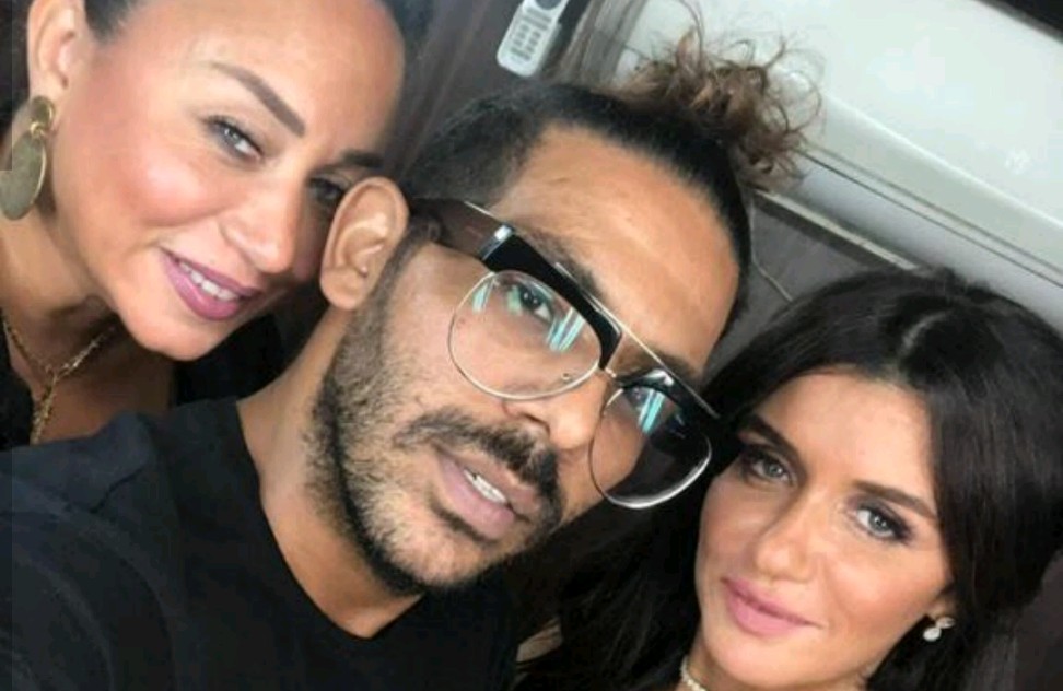 غادة عادل وانجى على