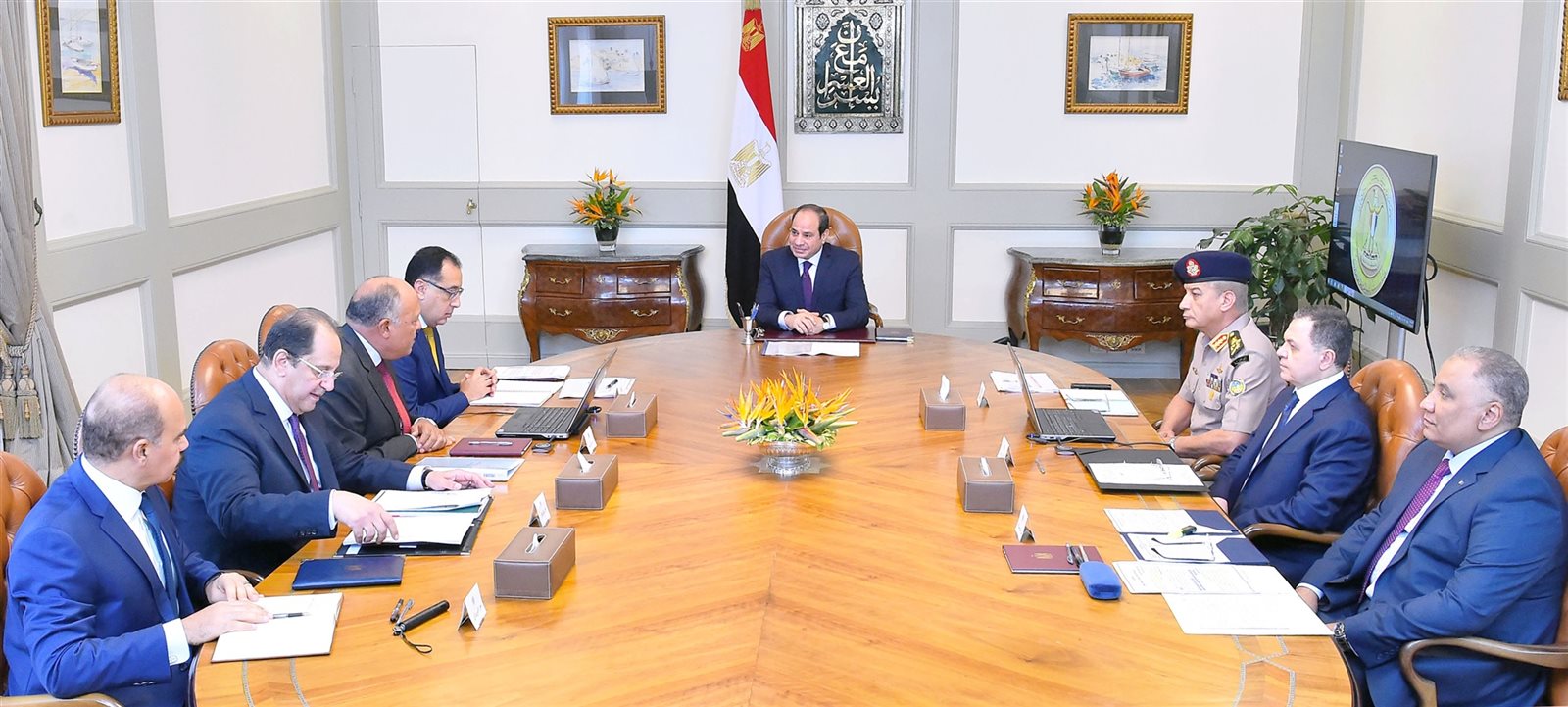 الرئيس عبد الفتاح السيسي الرئيس عبد الفتاح السيسي