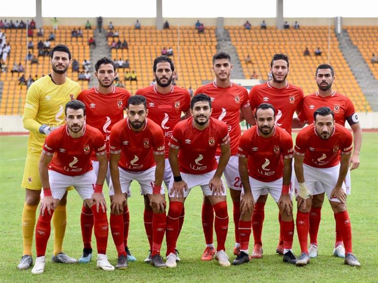  الفريق الأول لكرة القدم بالنادي الأهلي 