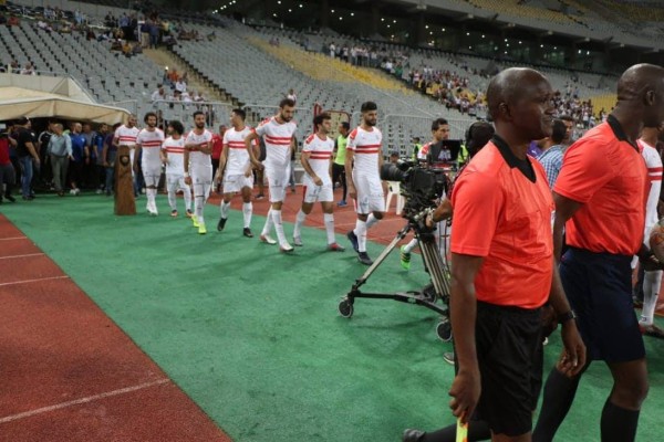 جانب من أزمة مباراة الزمالك وبطل السنغال جانب من أزمة مباراة الزمالك وبطل السنغال