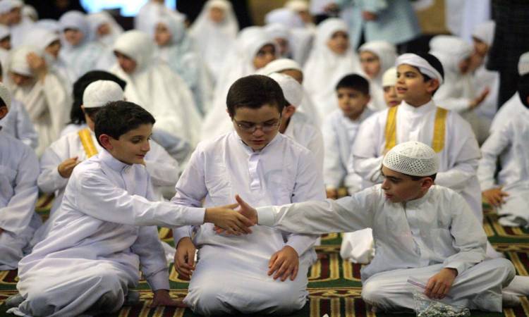 المصافحة بعد السلام من الصلاة المصافحة بعد السلام من الصلاة