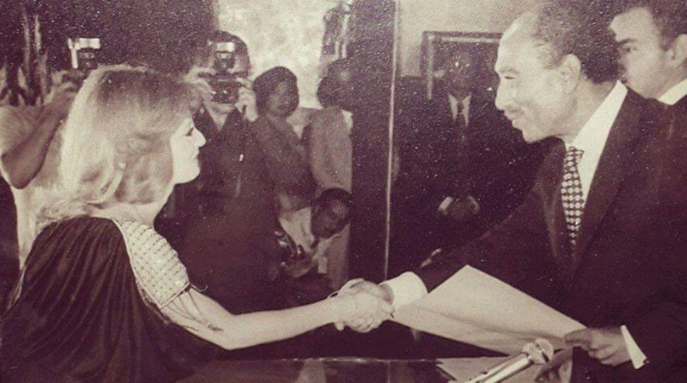 الرئيس السادات والفنانة شهيرة