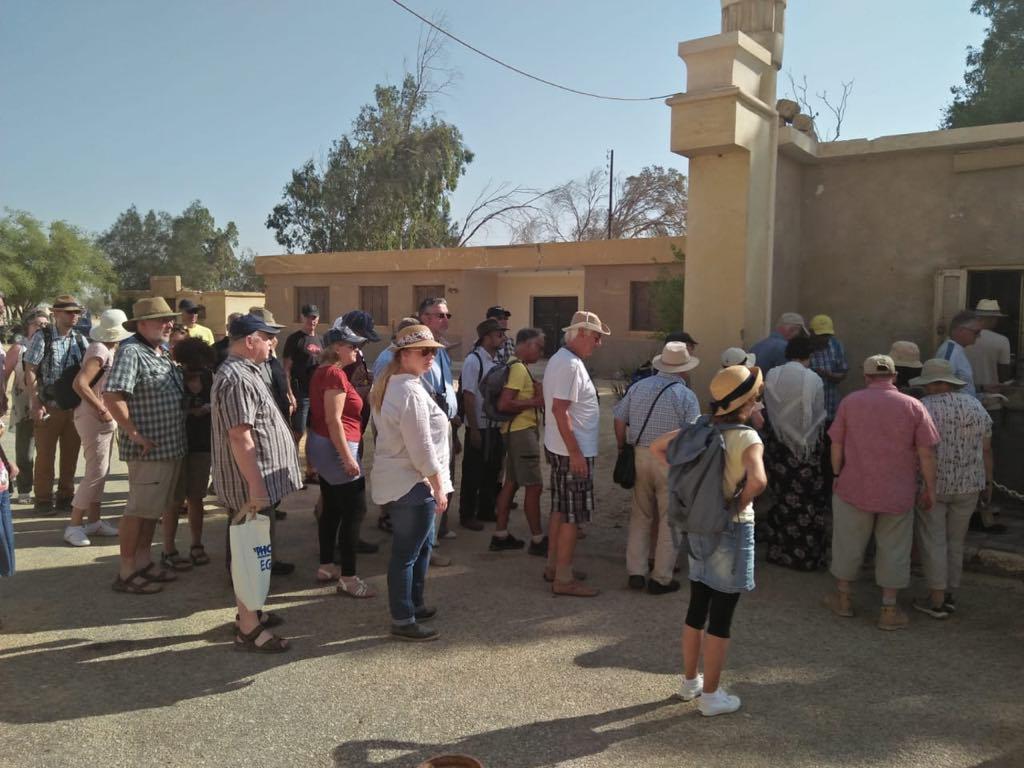 وفد سياحي من 3 دول يزور المناطق الأثرية بالمنيا وفد سياحي من 3 دول يزور المناطق الأثرية بالمنيا