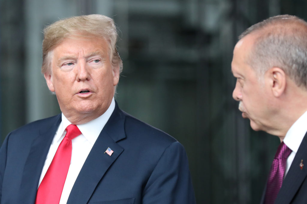 ترامب منذرًا أردوغان ترامب منذرًا أردوغان