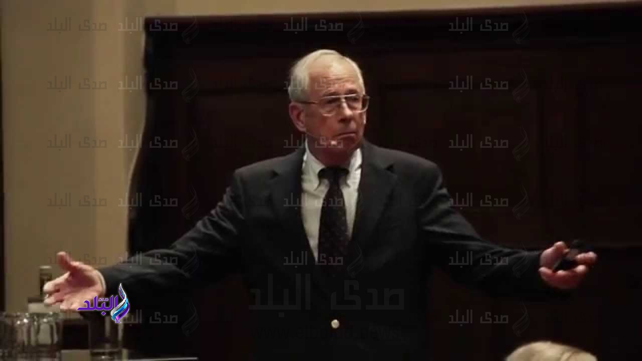 العالم جيمس بيبلز العالم جيمس بيبلز