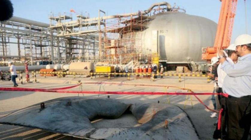 جانب من آثار الهجوم على معملي أرامكو