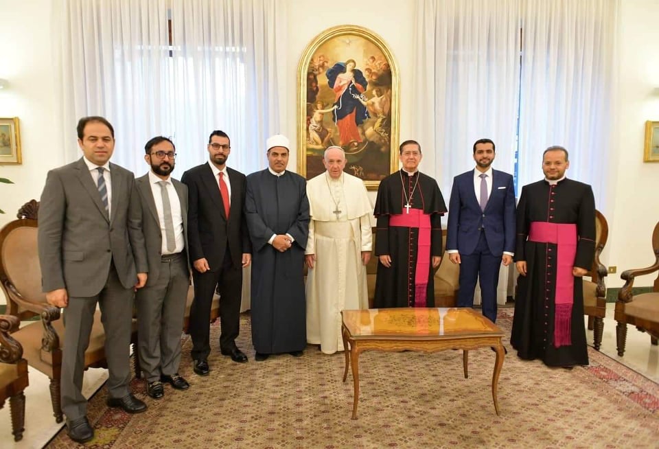 اللجنة العليا للأخوة الإنسانية تدين الهجوم على معابد يهودية