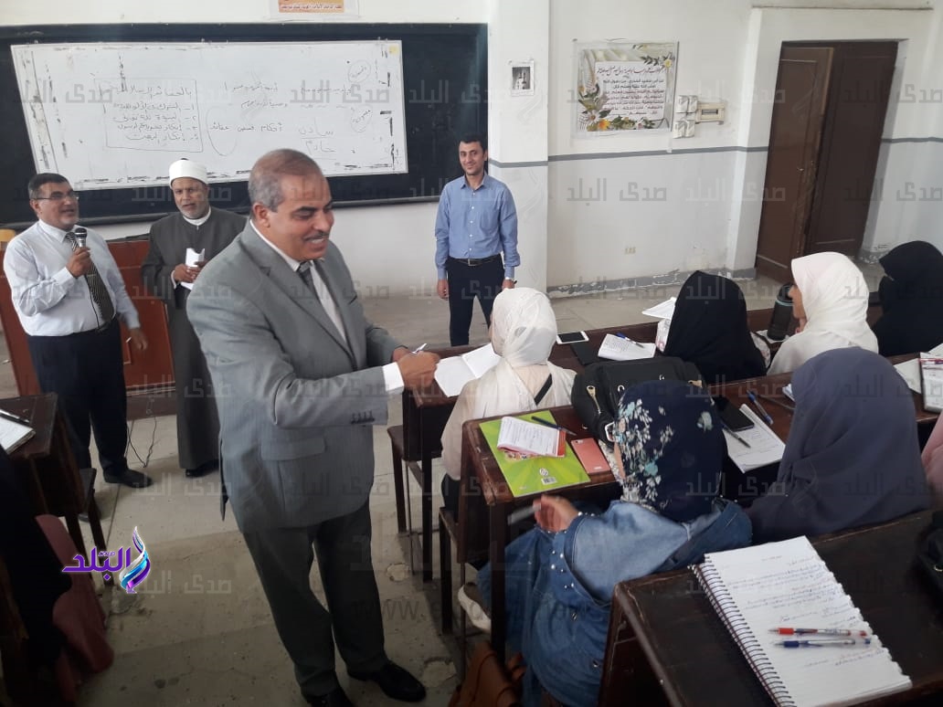 رئيس جامعة الأزهر يتفقد كلية الدراسات الإسلامية والعربية رئيس جامعة الأزهر يتفقد كلية الدراسات الإسلامية والعربية