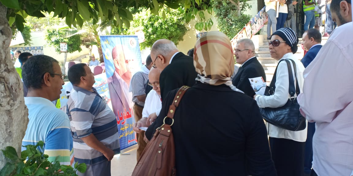 إقبال متوسط بلجنة انتخابات الأطباء بالجيزة