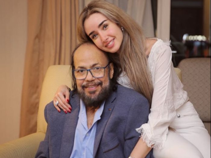 هنا الزاهد وطلعت زكريا هنا الزاهد وطلعت زكريا