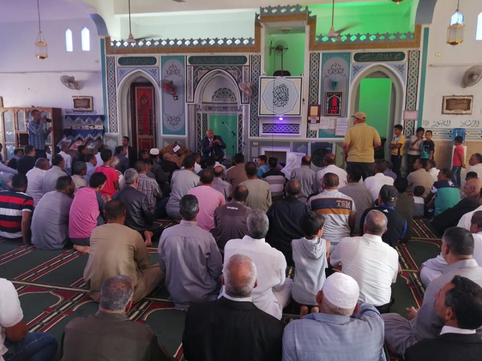 لقاء محافظ الوادي الجديد وأهالي الداخلة لقاء محافظ الوادي الجديد وأهالي الداخلة