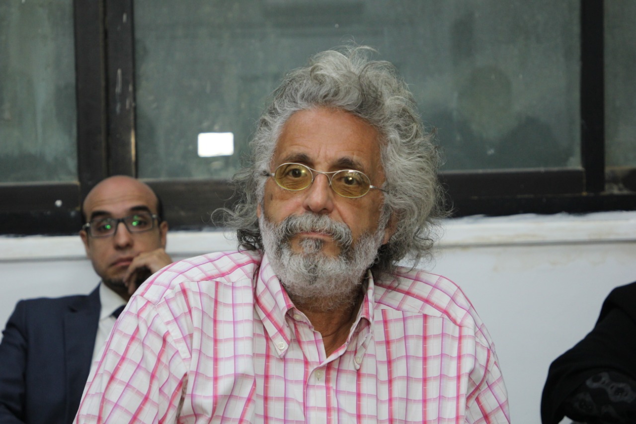 الدكتور حسين خيري