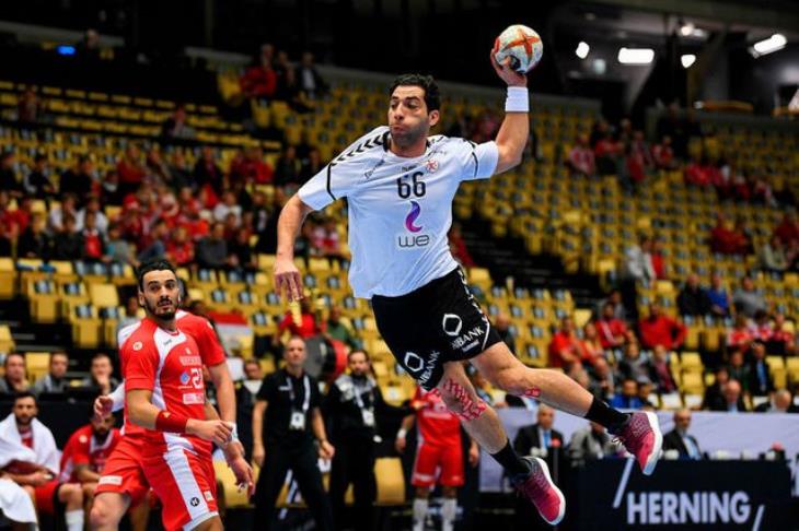 أحمد الأحمر لاعب يد الزمالك ومنتخب مصر