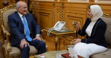 الدكتورة هالة زايد والدكتور محمد العصار