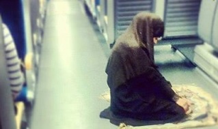 صلاة الفريضة في القطار والطائرة والسيارة صلاة الفريضة في القطار والطائرة والسيارة