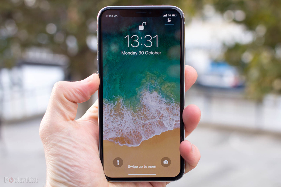 iPhone X