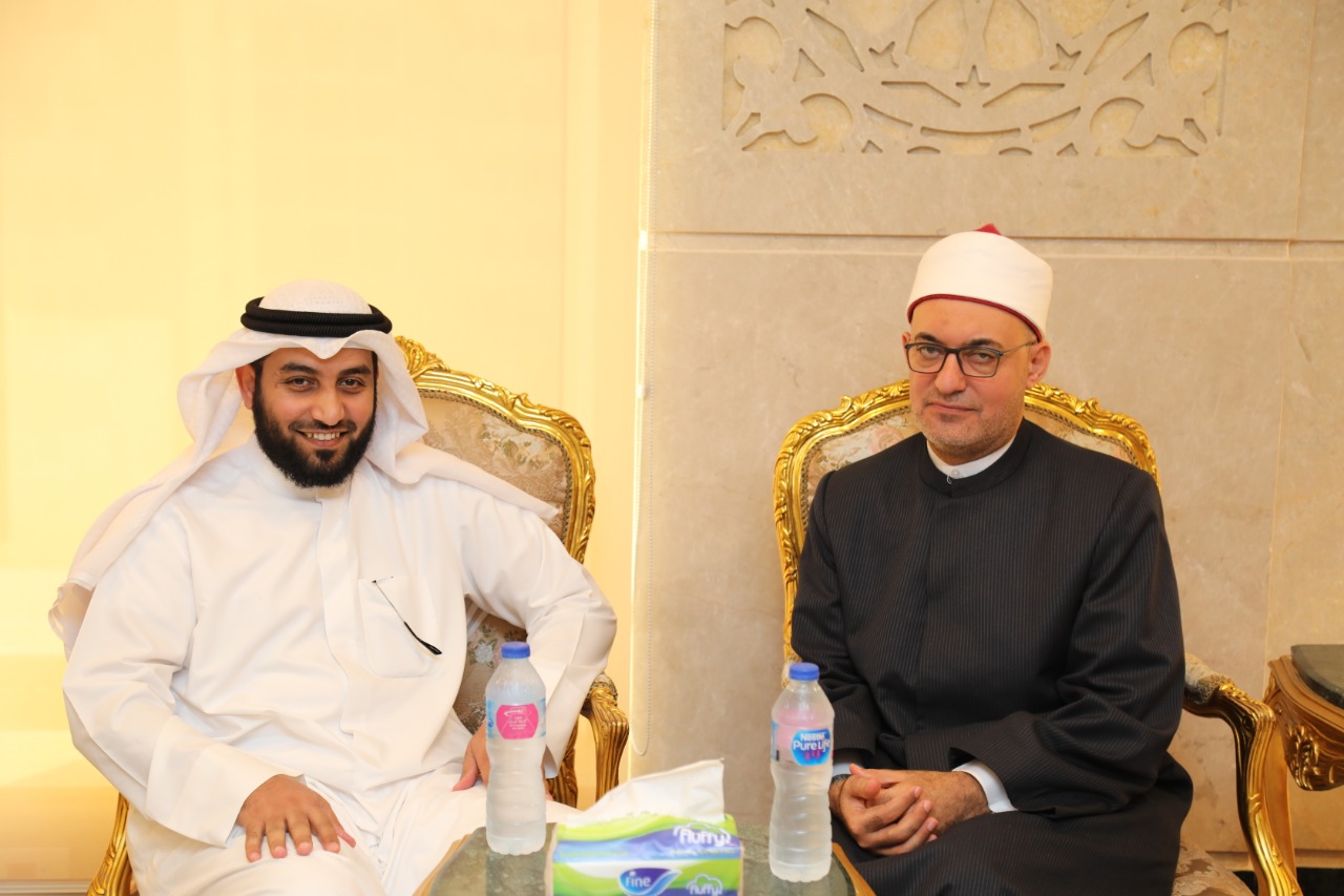 خلال لقاء أمين البحوث الإسلامية بمسئول طباعة المصحف بالكويت