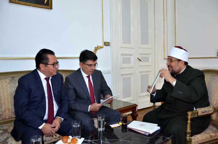 وزير الأوقاف يستقبل سفير دولة كازاخستان بالقاهرة وزير الأوقاف يستقبل سفير دولة كازاخستان بالقاهرة