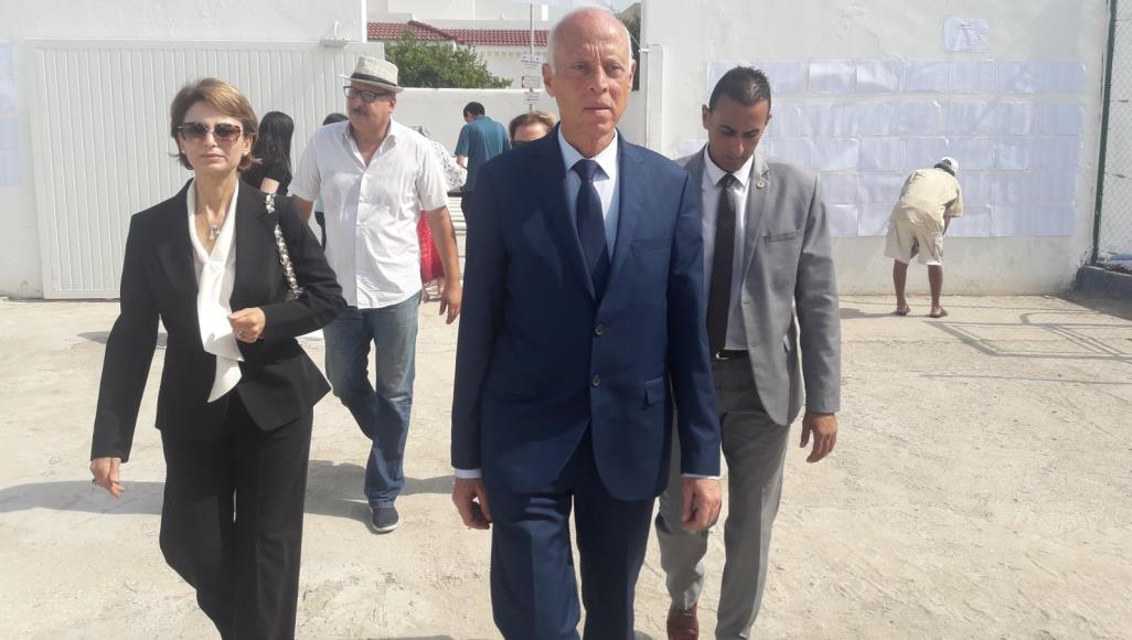 قيس سعيد وزوجته إشراف 