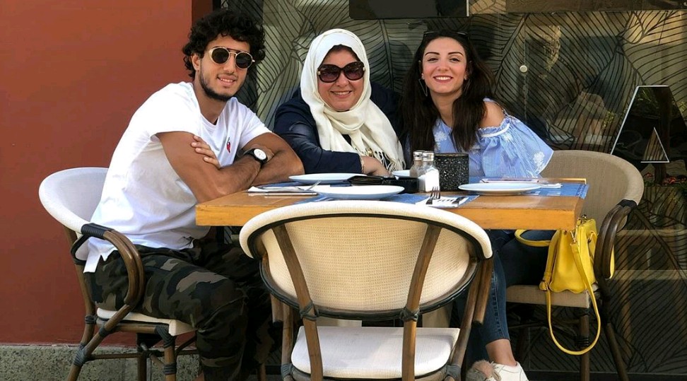 محمد هانى واسرته