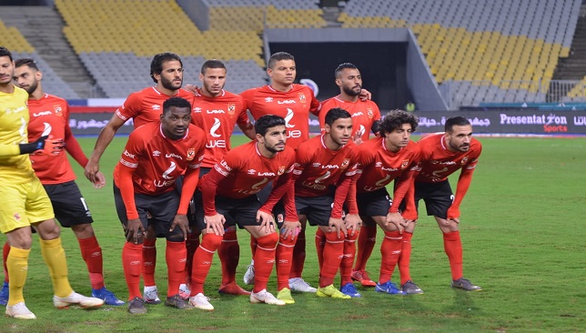 لاعبي النادي الأهلي 