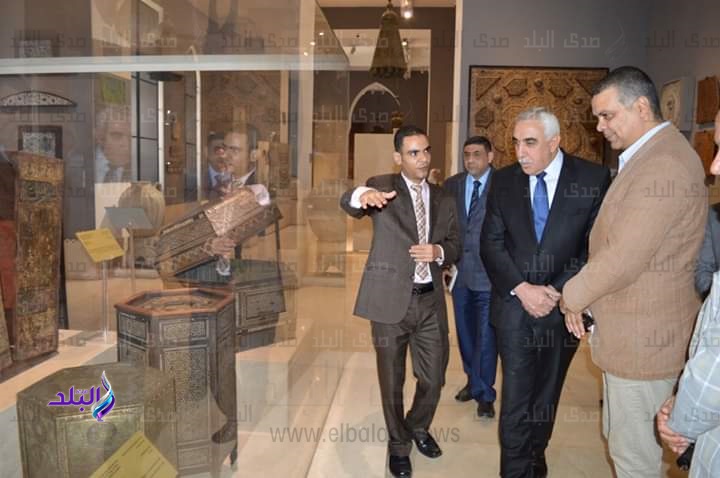 سفير العراق يزور المتحف الاسلامي